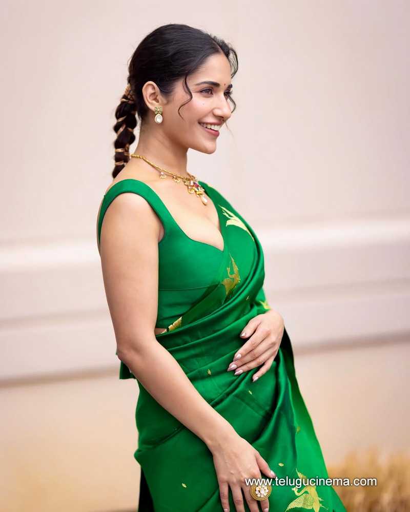 ruhani stills 28042509