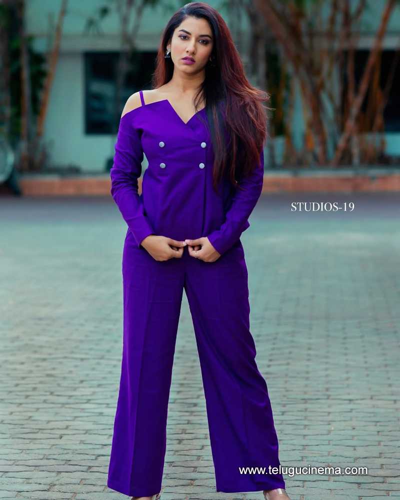 vishnupriya stills 04042502