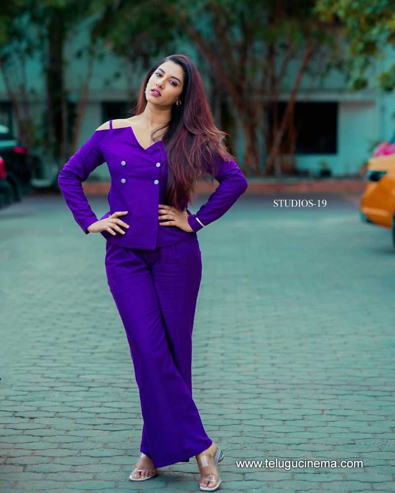 vishnupriya stills 04042505