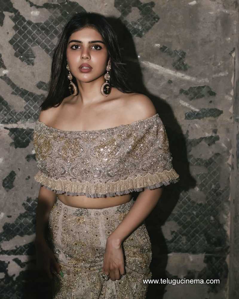 kalyani stills 220525 03