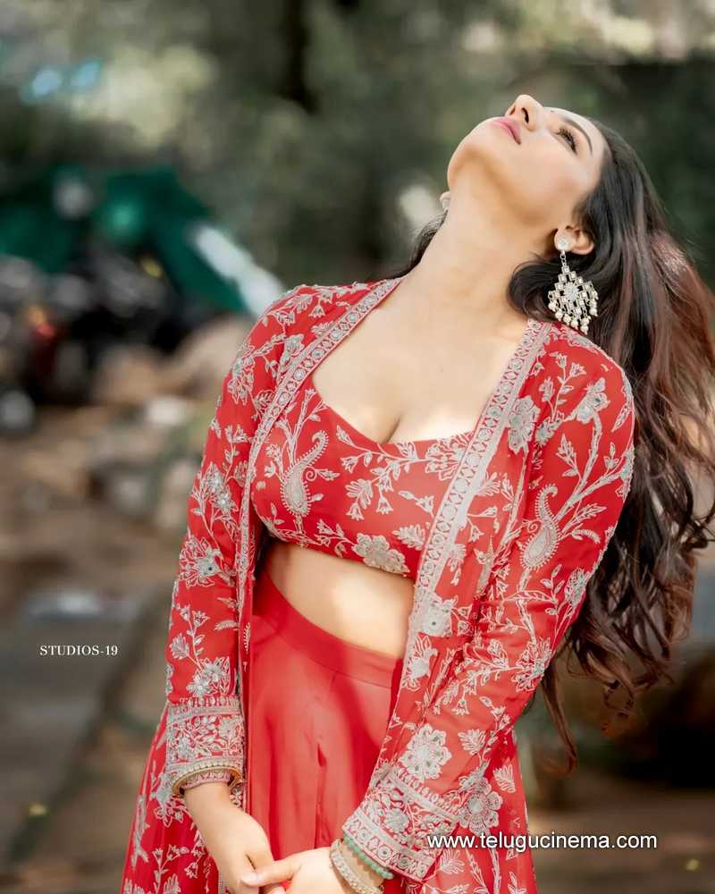 vishnupriya stills 060525 02
