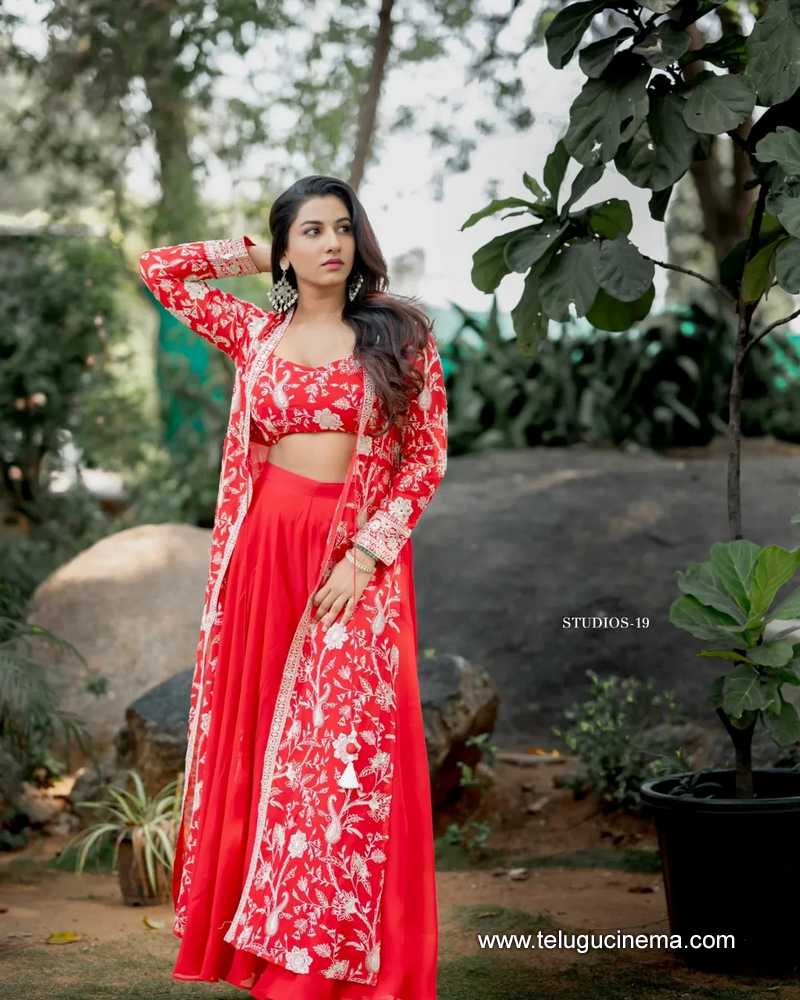 vishnupriya stills 060525 10