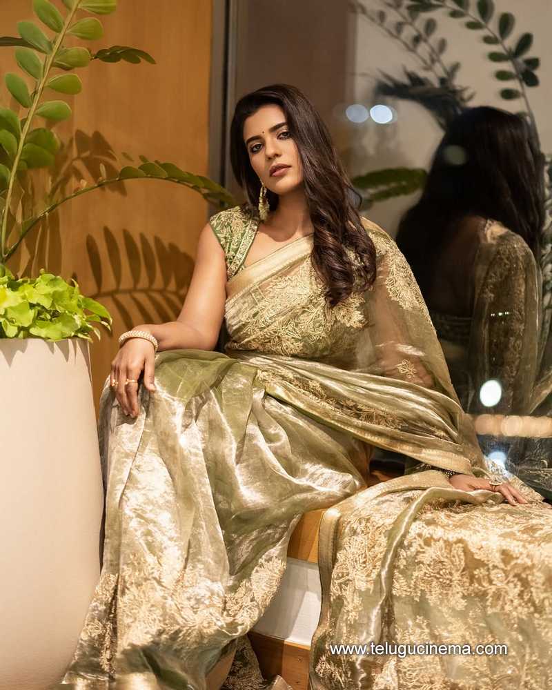 aishwarya stills 160625 01