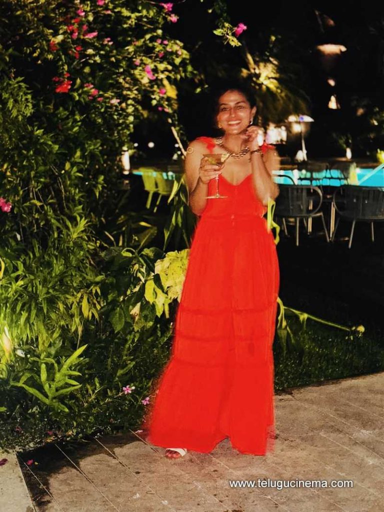 shjraddha stills 250625 07