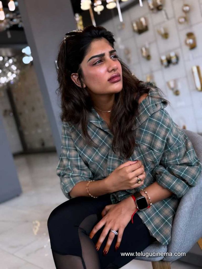 suprita stlls 040725 10
