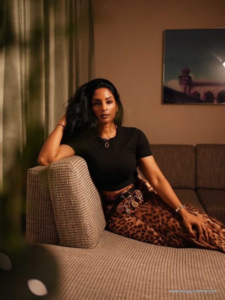 sriyareddy photos 260925 01