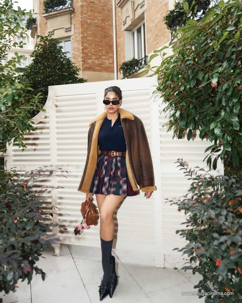 jahnvi photos 081025 02