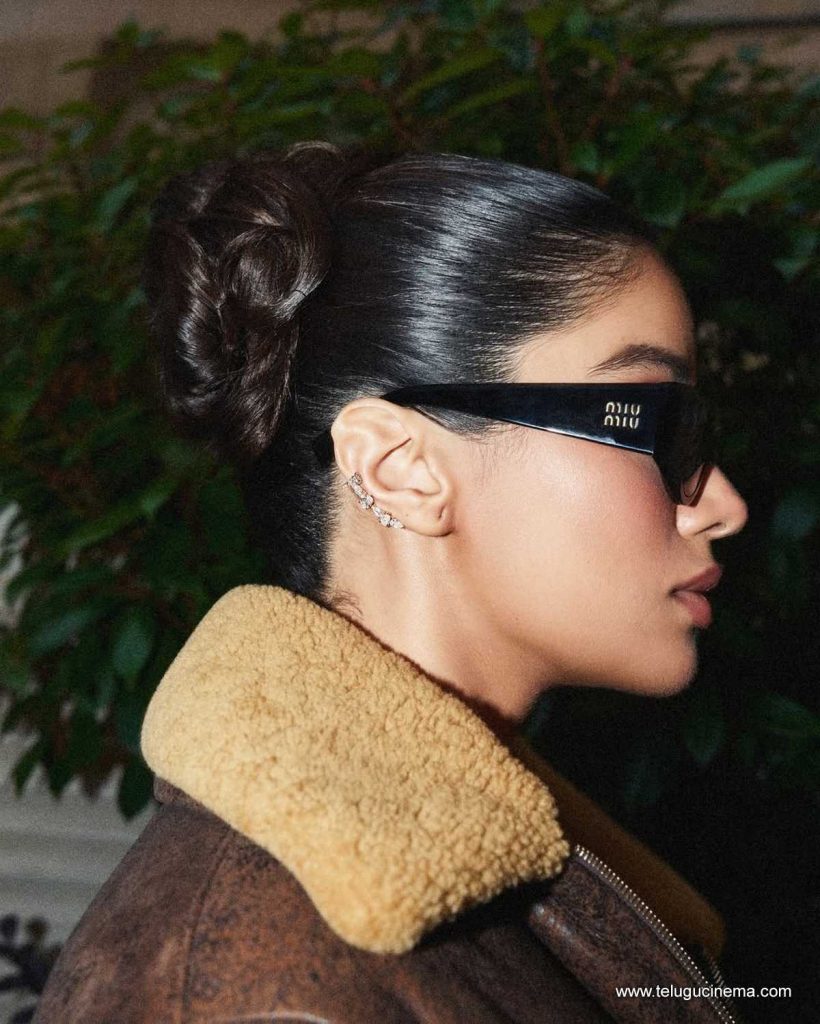 jahnvi photos 081025 04