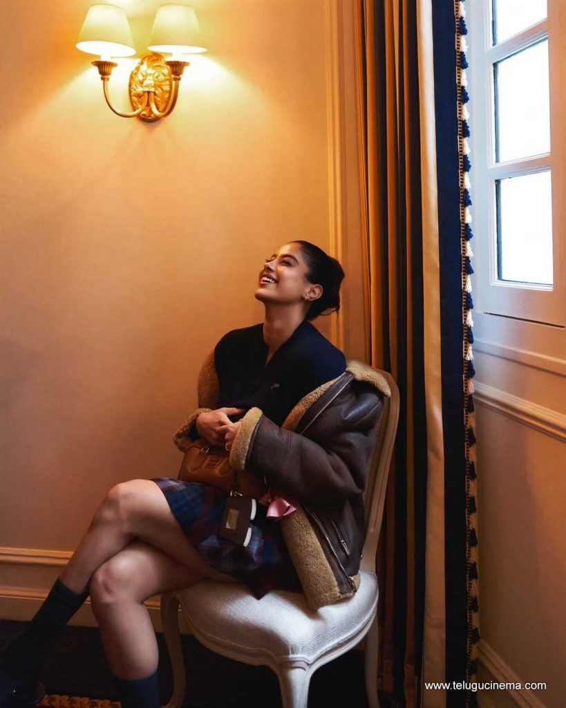 jahnvi photos 081025 07