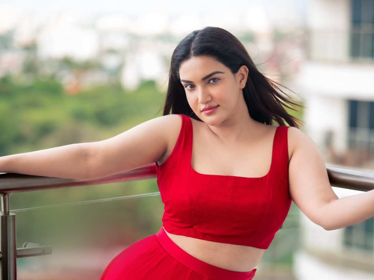 Honey Rose