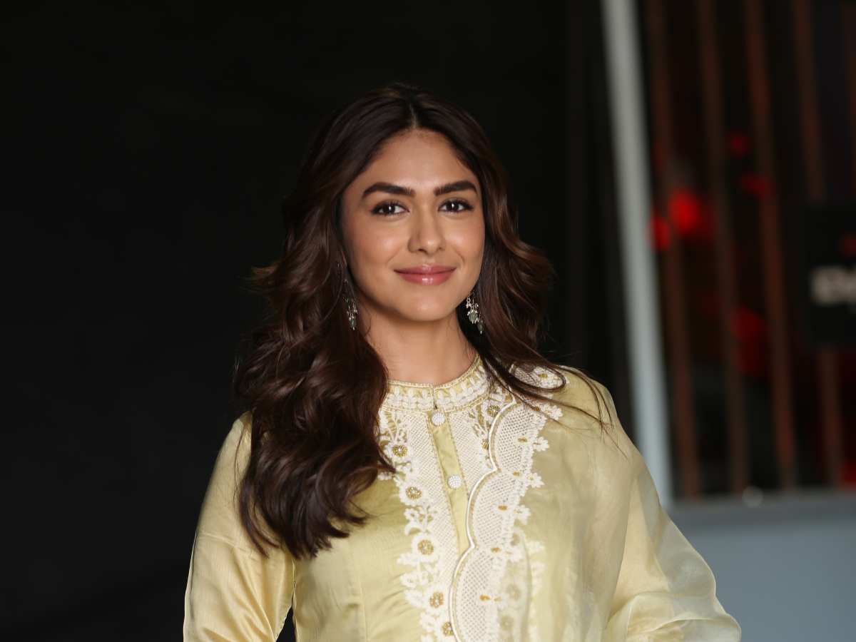 Mrunal Thakur