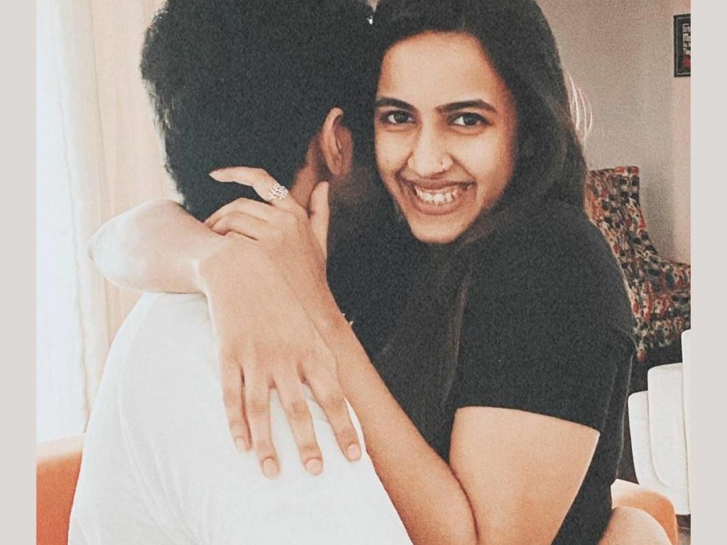 NIharika with her fiance