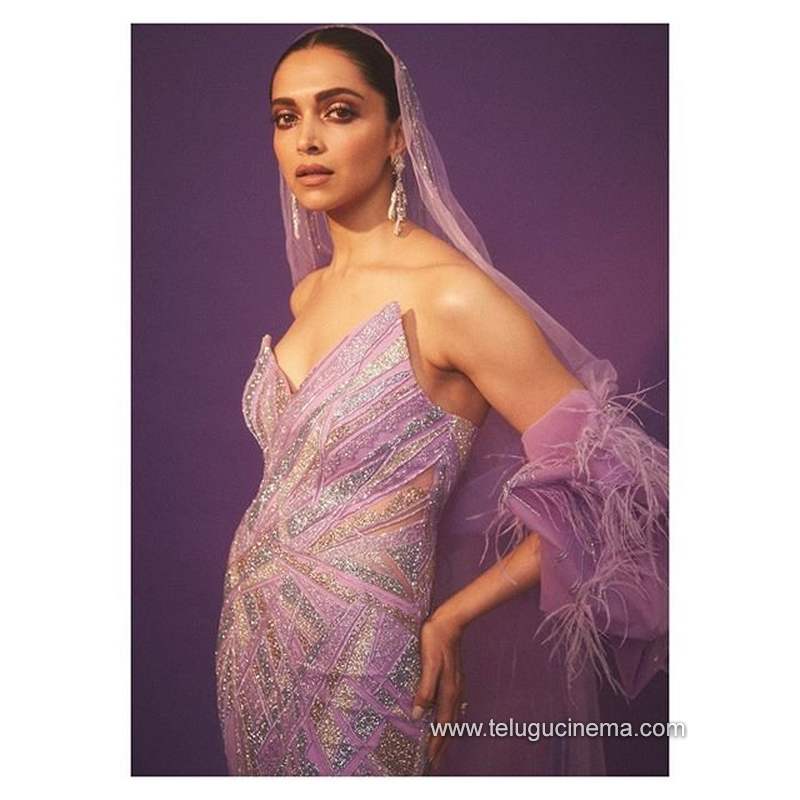 deepikapadukne stills270820 003