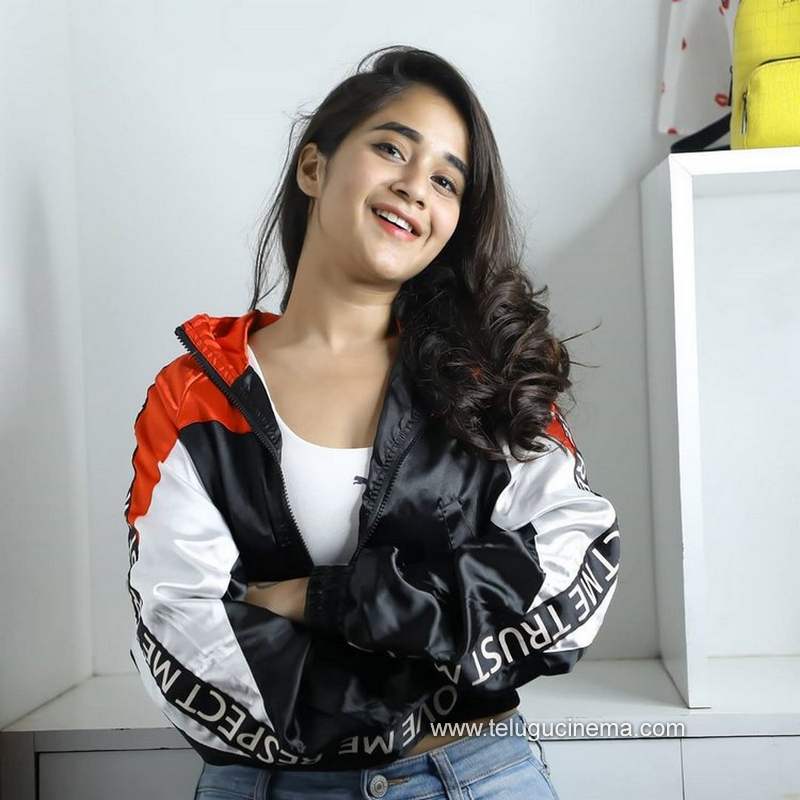 deepthisunaina stills260820 008