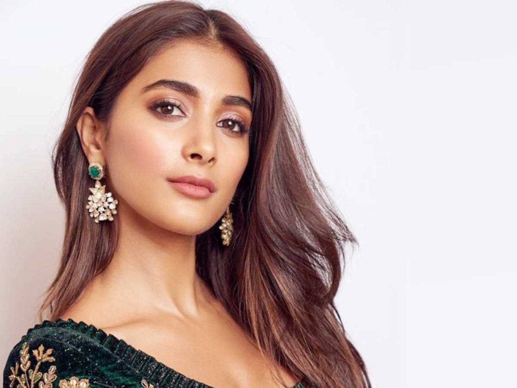 Pooja Hegde talks about working with Prabhas Telugu Cinema