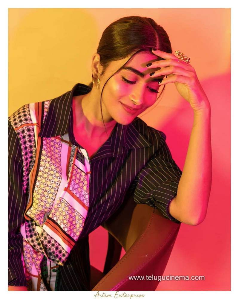 poojaehegde stills220820 002