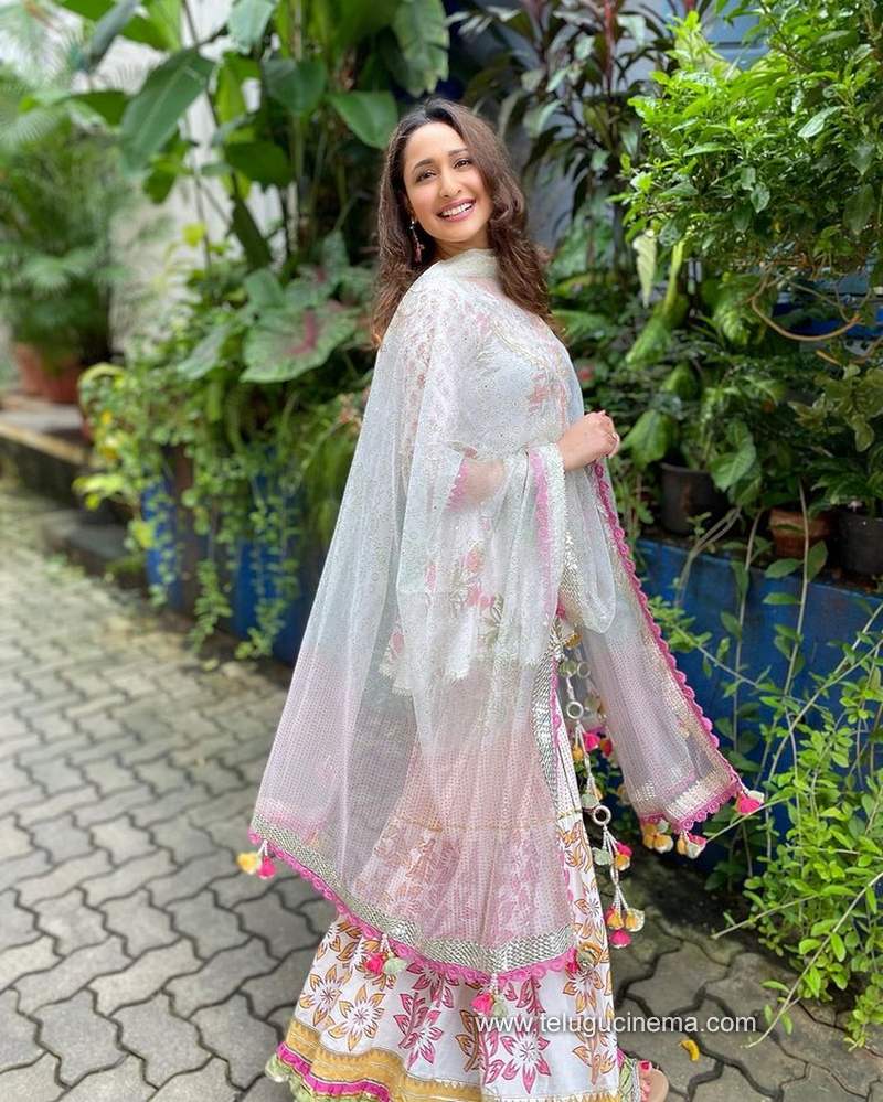 pragyajaiswal stills240820 003