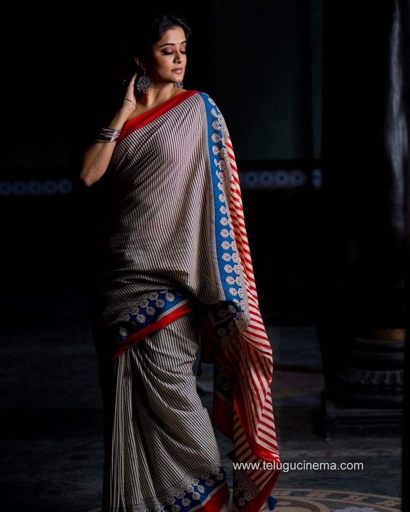 priyamani stills120820 005 1
