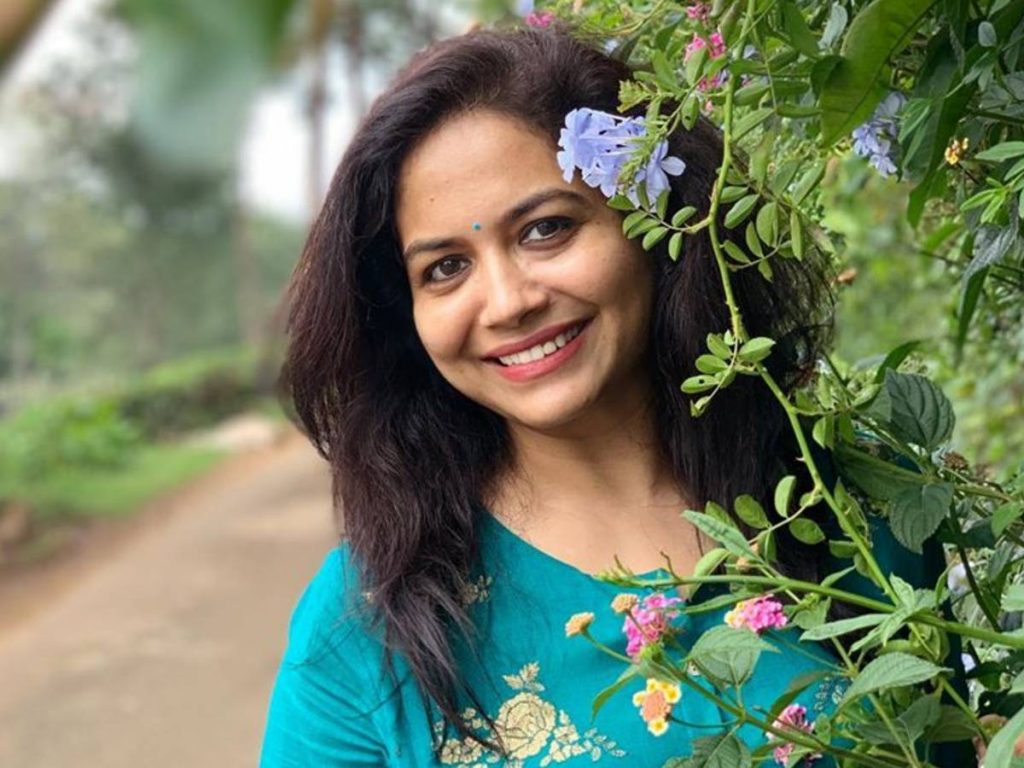 Singer Sunitha and Malavika test corona positive 1 Singer Sunitha