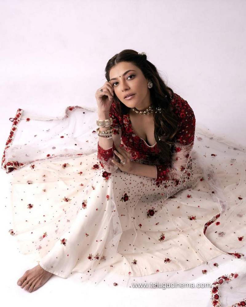 kajal stills 031120 005