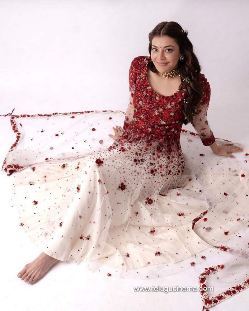 kajal stills 031120 006
