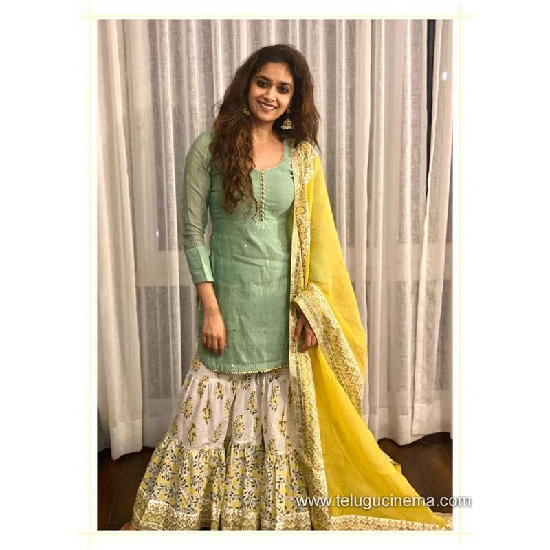 ఎప్పుడో ఆగిన మూవీ, ఇంకా ఆగని రగడ 2 keerthysuresh stills 161120 006