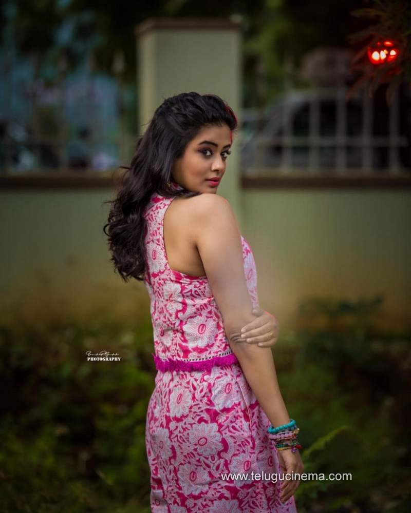priyamani stills 041120 006