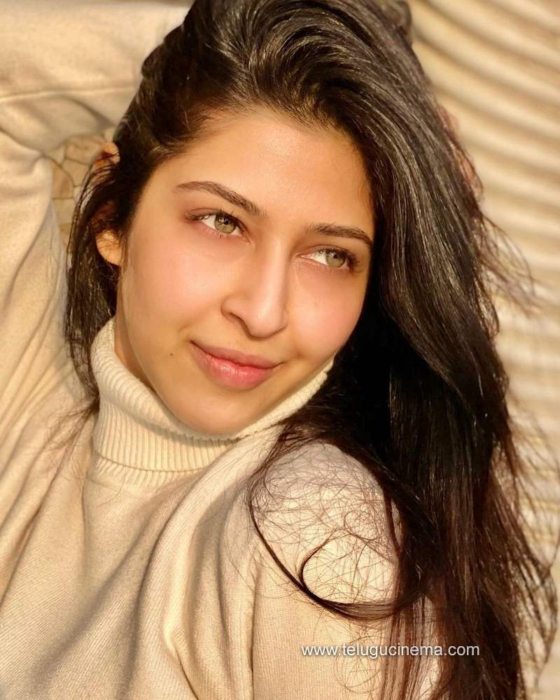 sonarika stills 231120 001