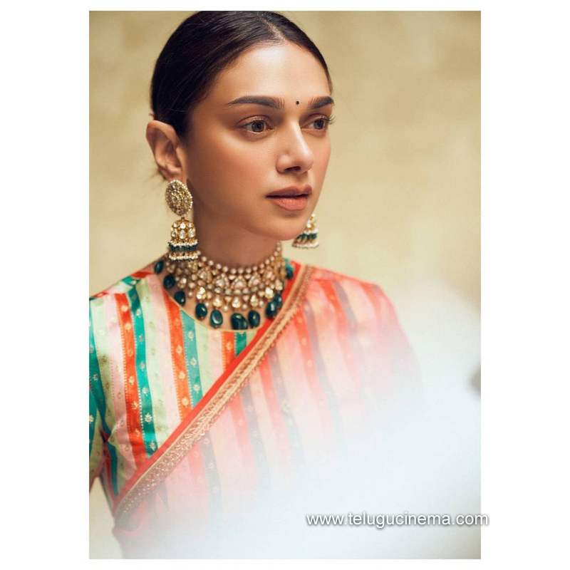 aditirao stills 311220 004