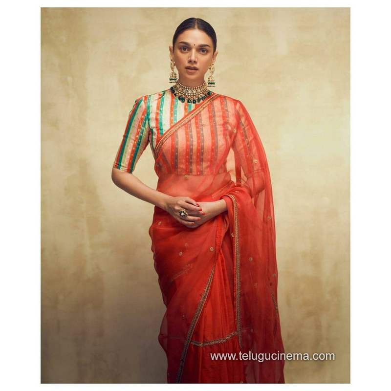 aditirao stills 311220 006
