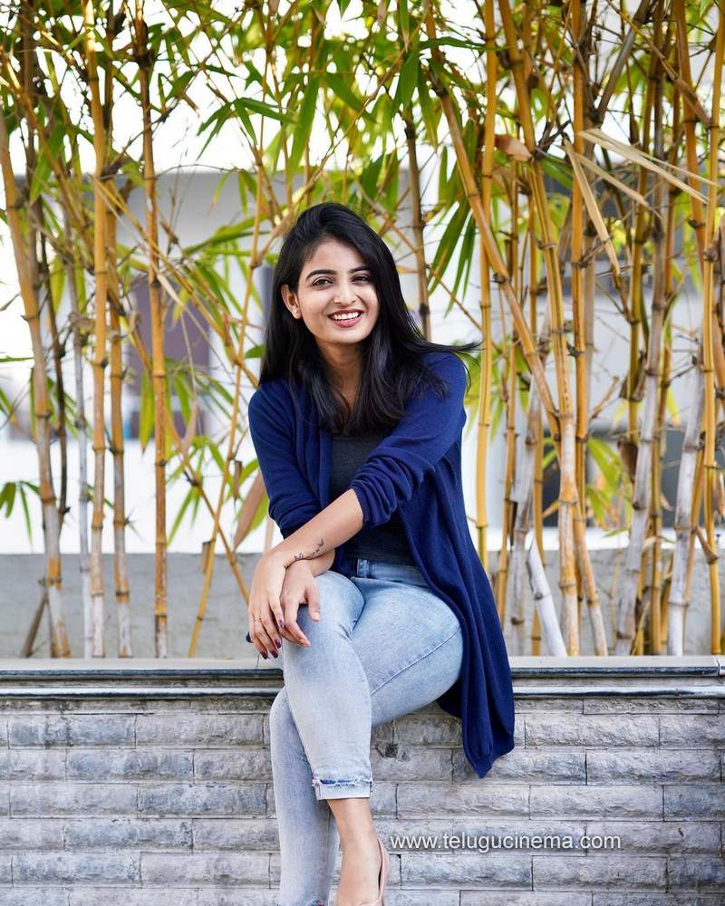 ananyanagalla stills 161220 003