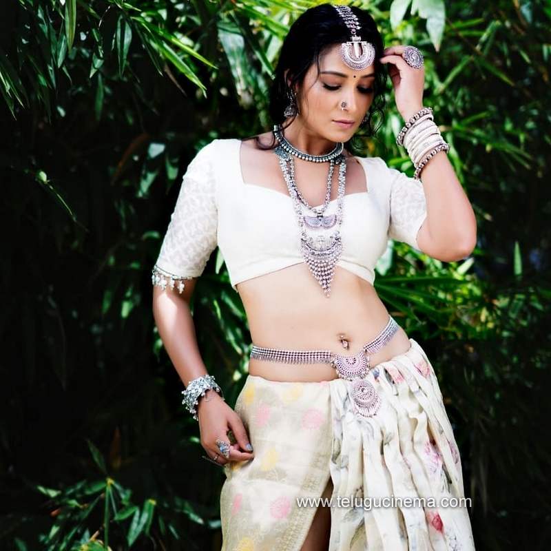 bhanushree stills 211220 001
