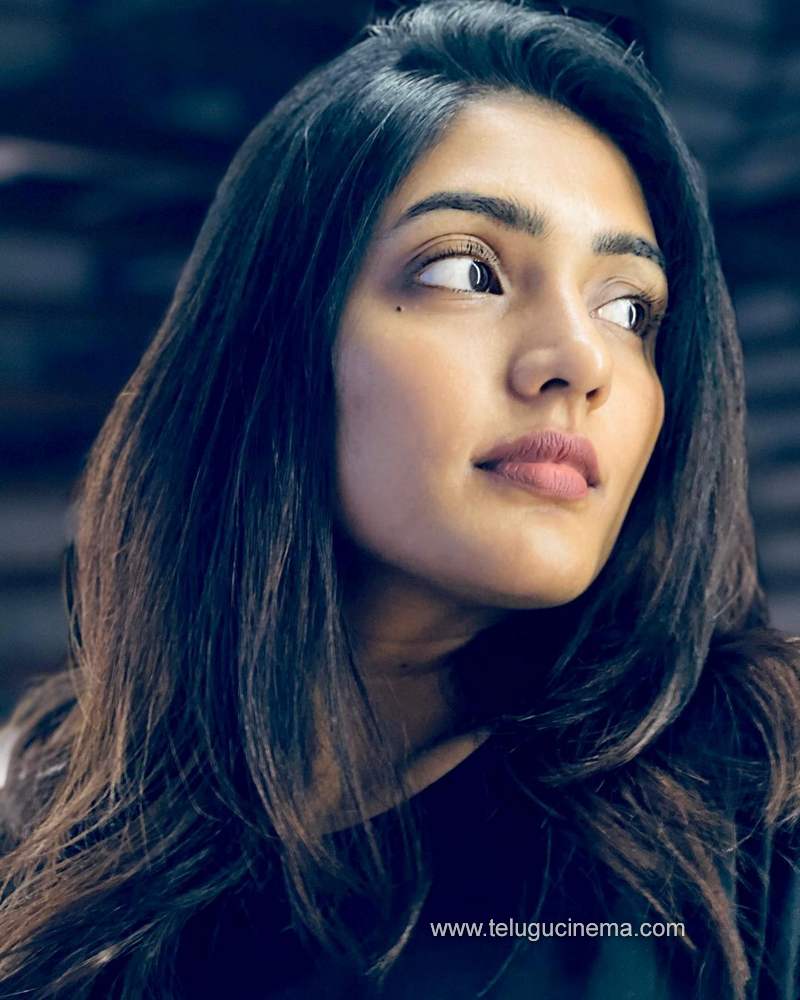 eeshareba stills 121220 005