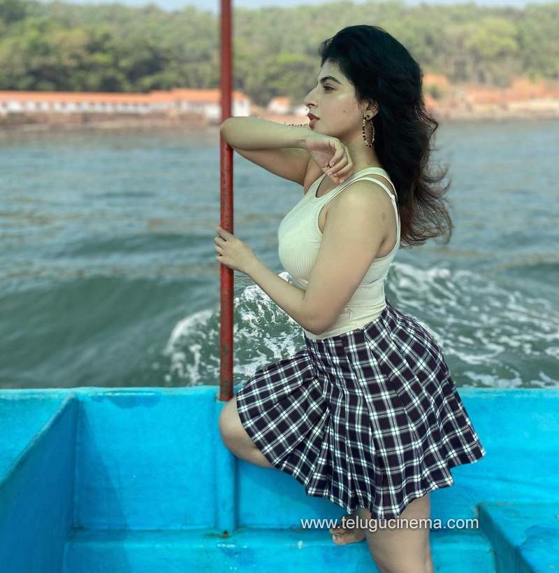 iswaryamenun stills 291220 002