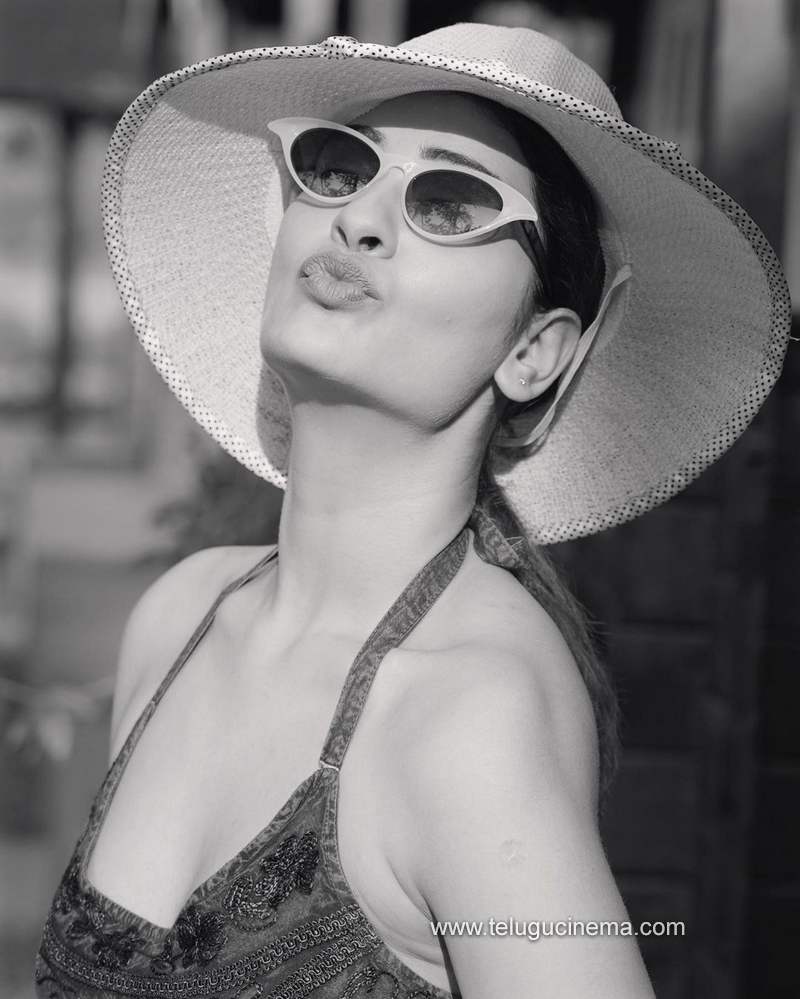 payalrajput stills 301220 001