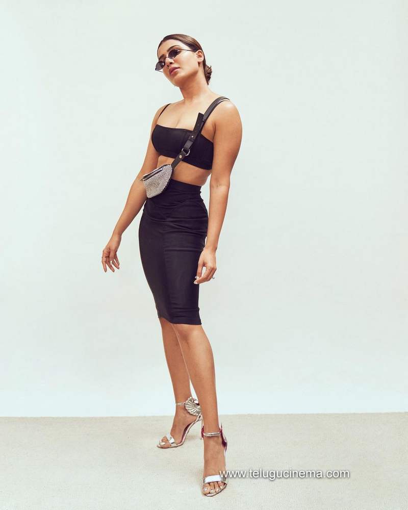 samantha stills 281220 001
