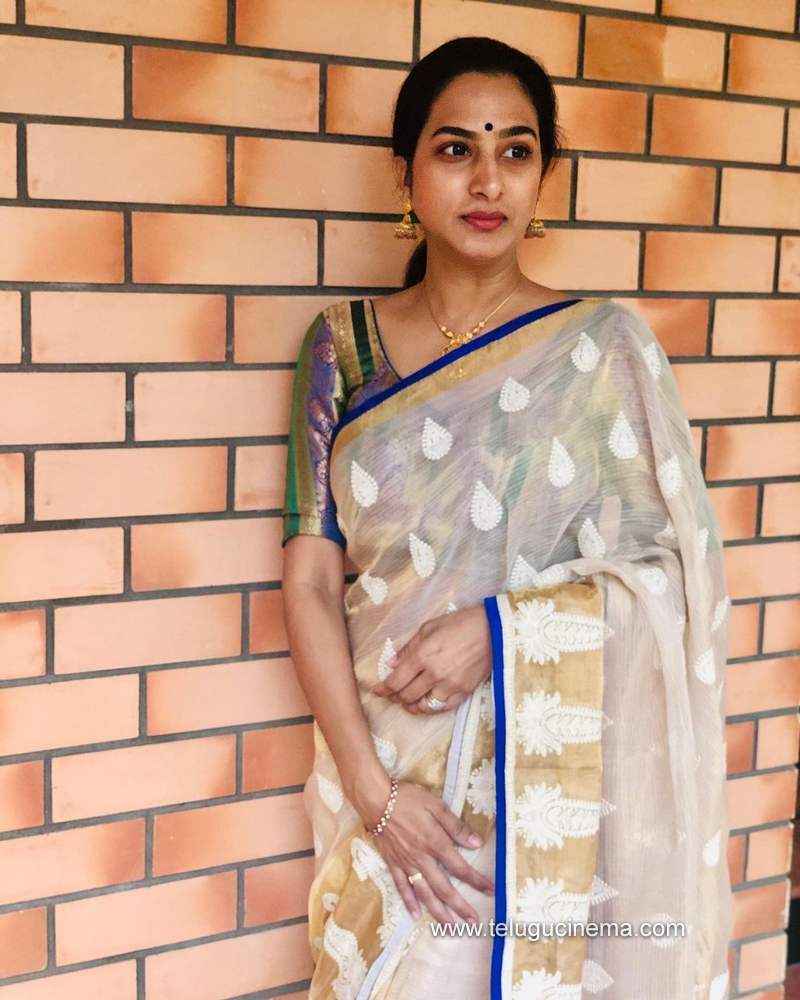 surekhavani stills 141220 001