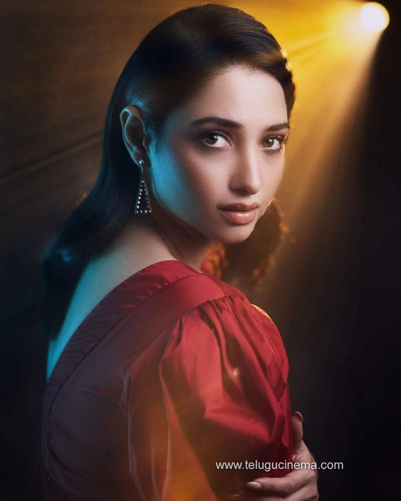 tamannah stills 081220 003