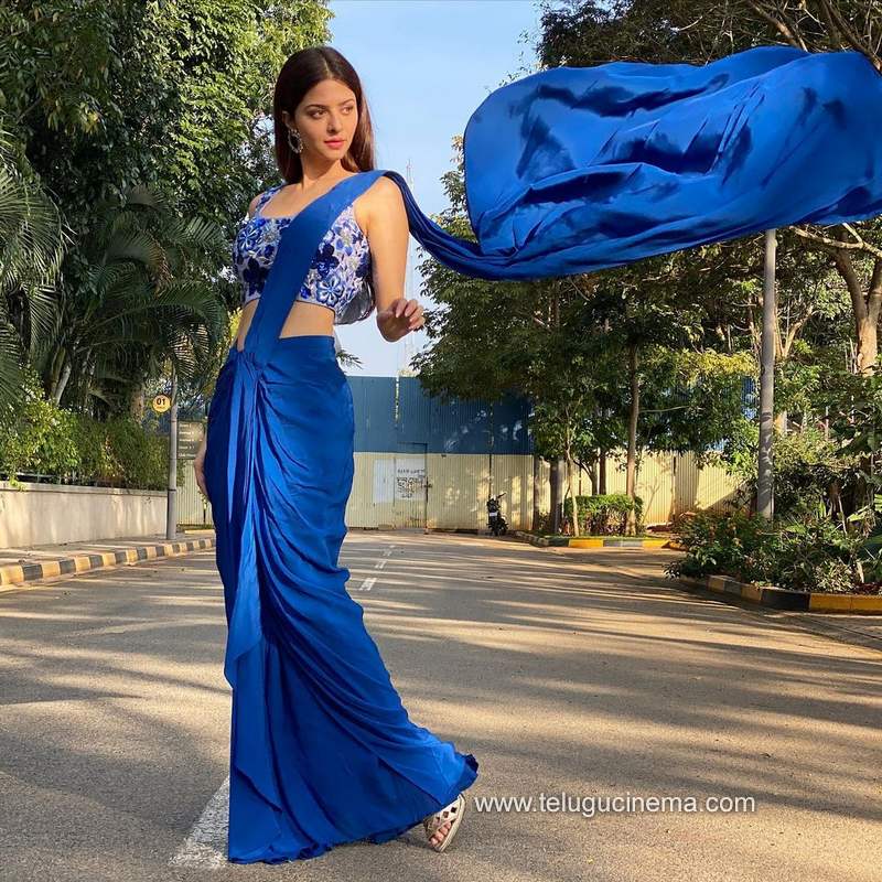 vedika stills 311220 002