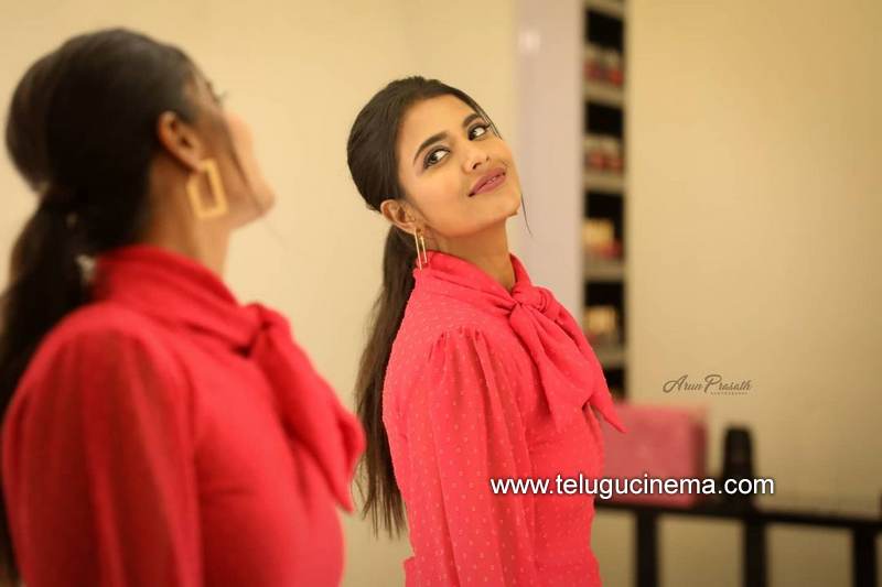 aishwaryarajesh stills 10012100003
