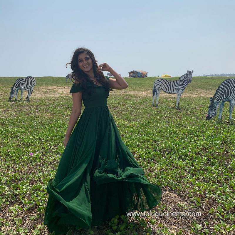 anjali stills 010121 001