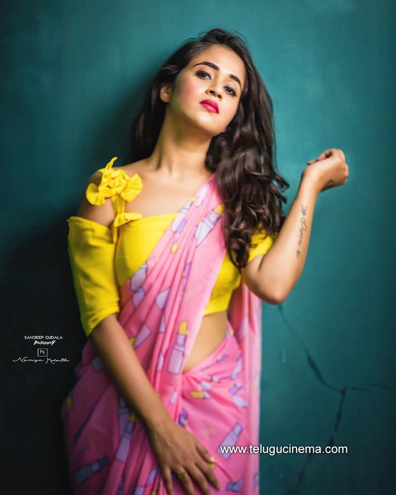 deepthisunaina stills 31012100002