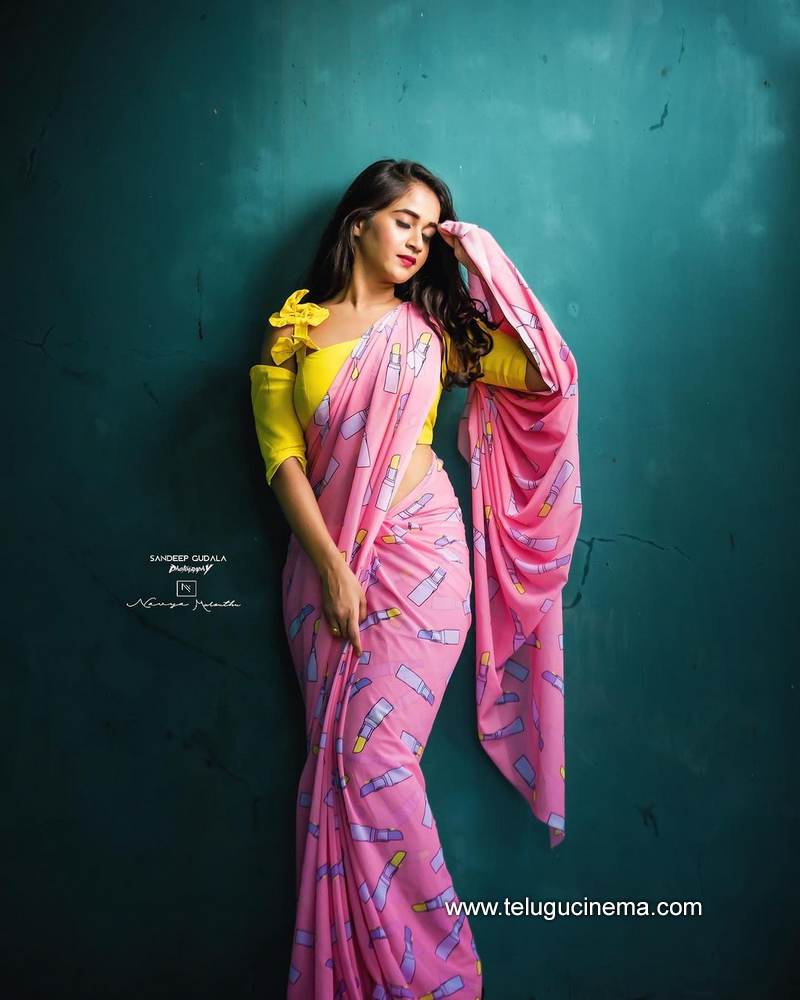 deepthisunaina stills 31012100008