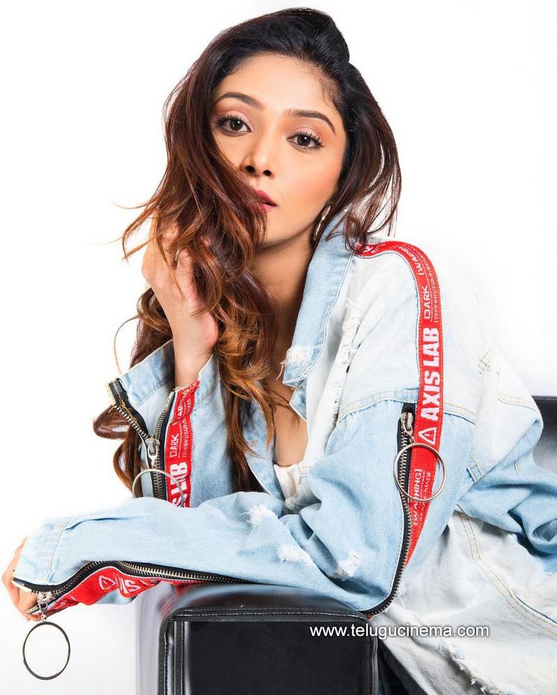 natashadoshi stills 27012100001