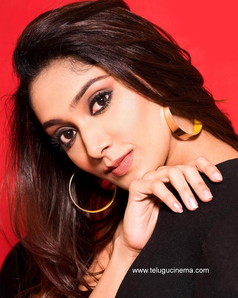 natashadoshi stills 27012100002