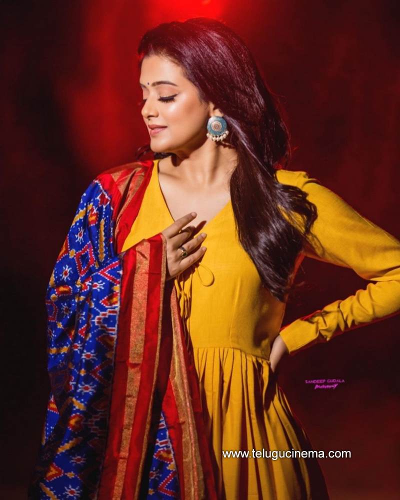 priyamani stills 06012100008