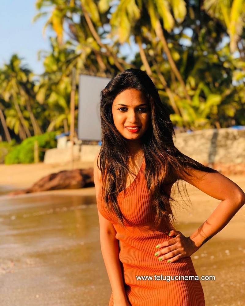 ariyanagolry stills 08022100005