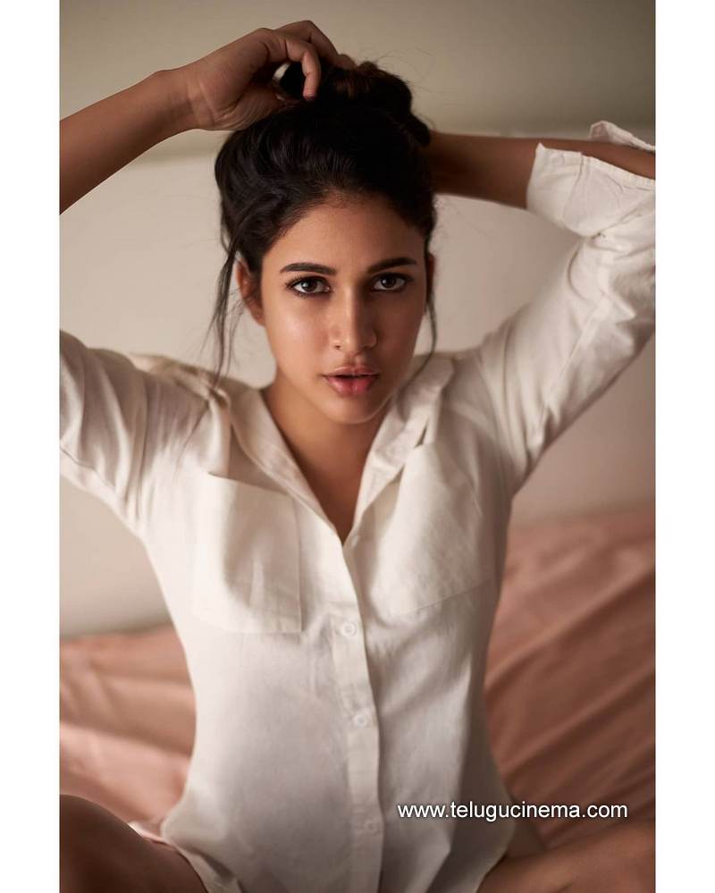 lavanya stills 03022100001