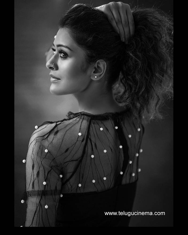 paayalrajput stills 04022100002