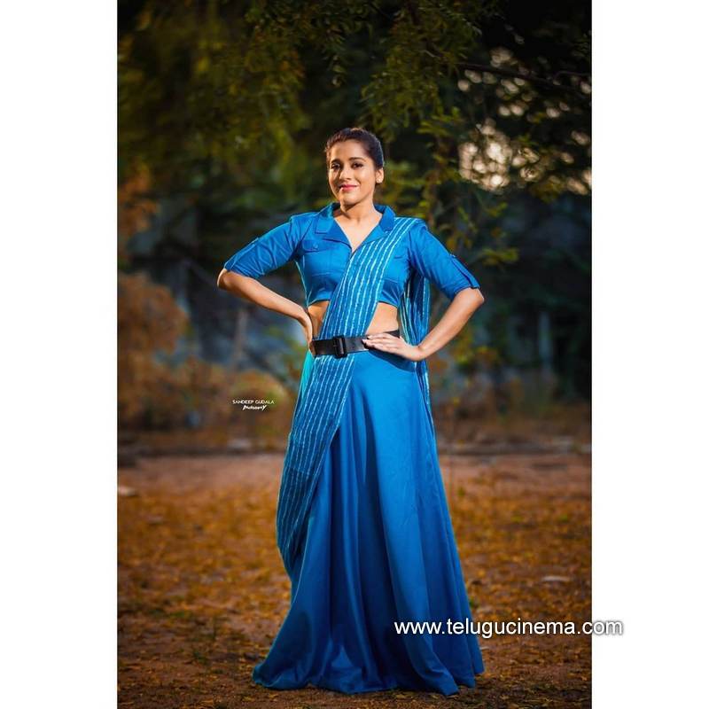 rashmigoutham stills 13022100008